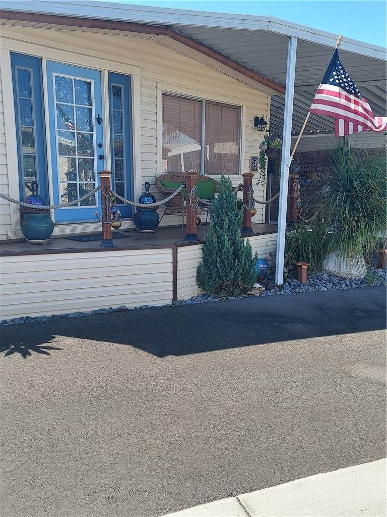 5200 Heil Ave - Photo 1