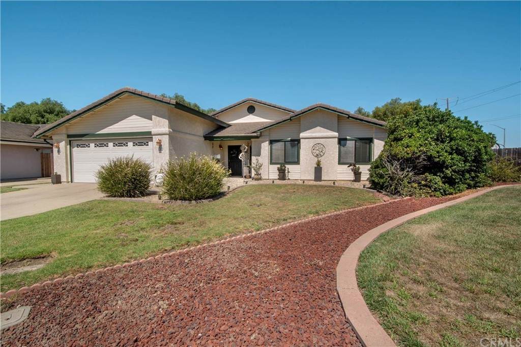 1345 E Court - Photo 1