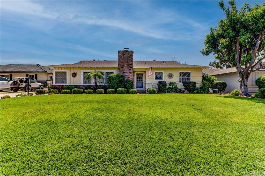1158 Cypress Avenue - Photo 1