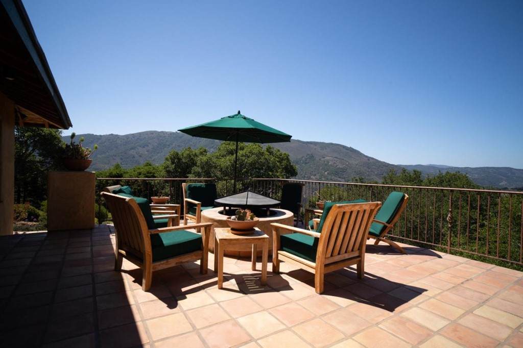 7 Oak Meadow Lane - Photo 1