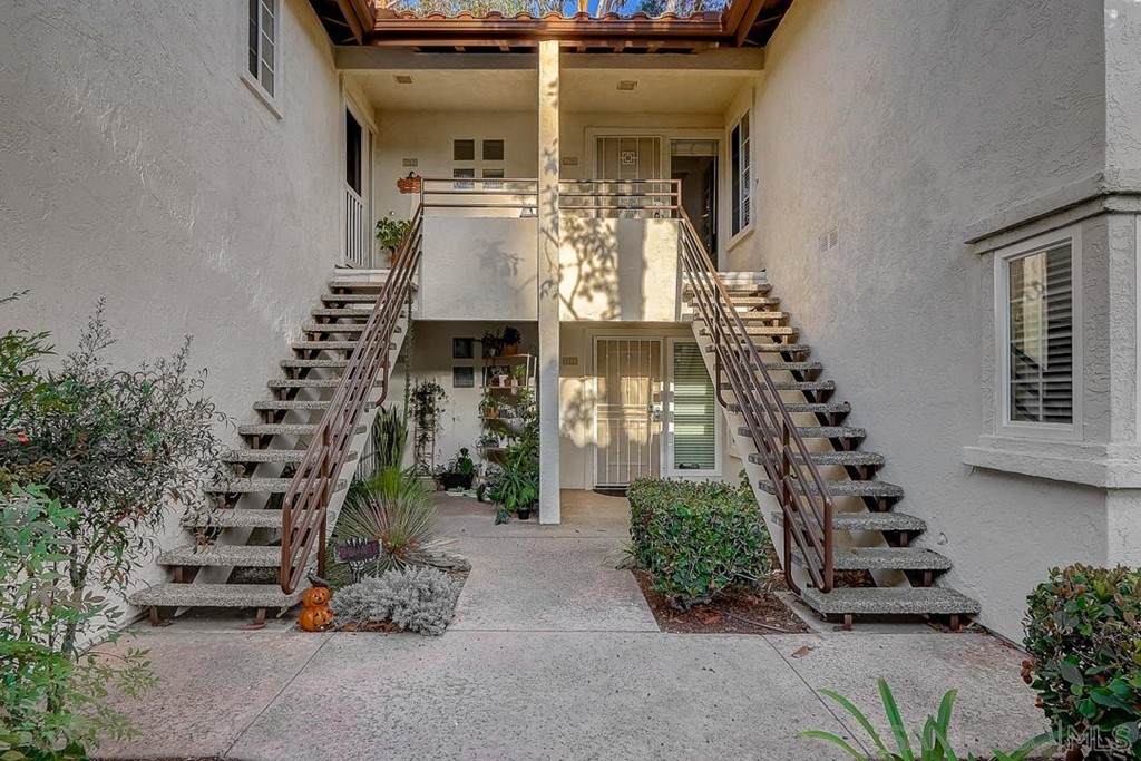 4821 Bella Pacific Row - Photo 1