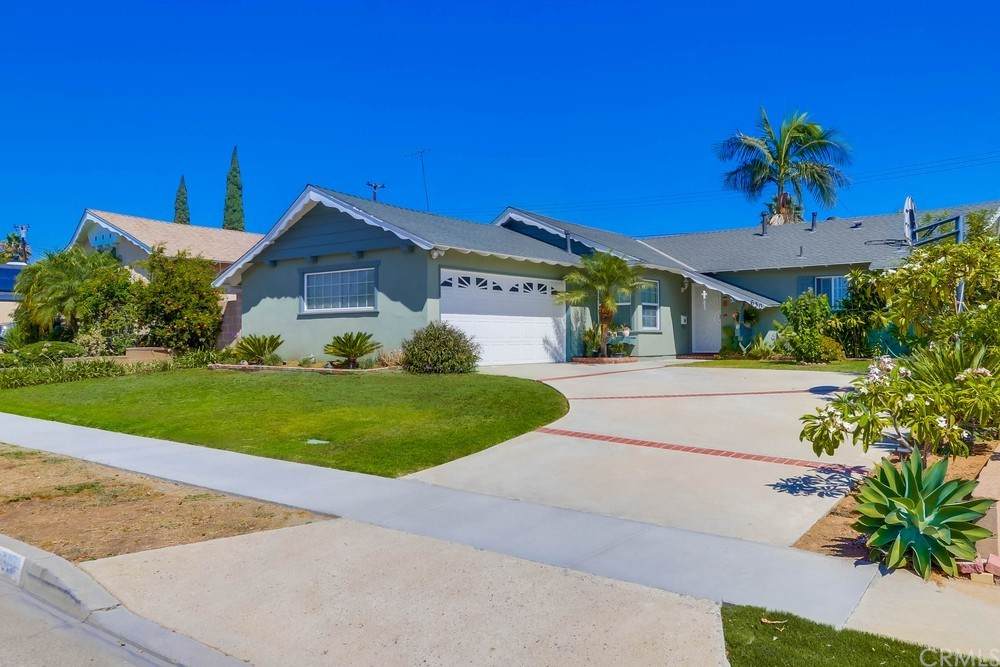 630 Palermo Way - Photo 1