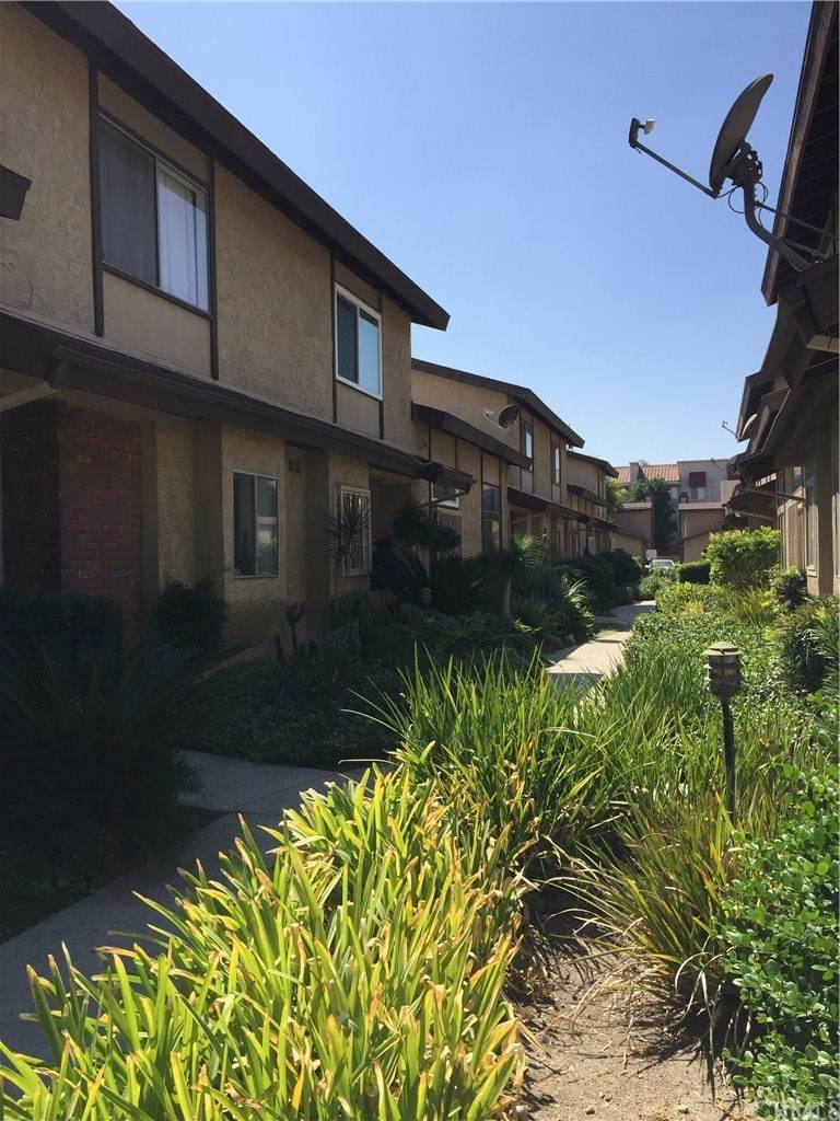 13656 Ramona Boulevard - Photo 1