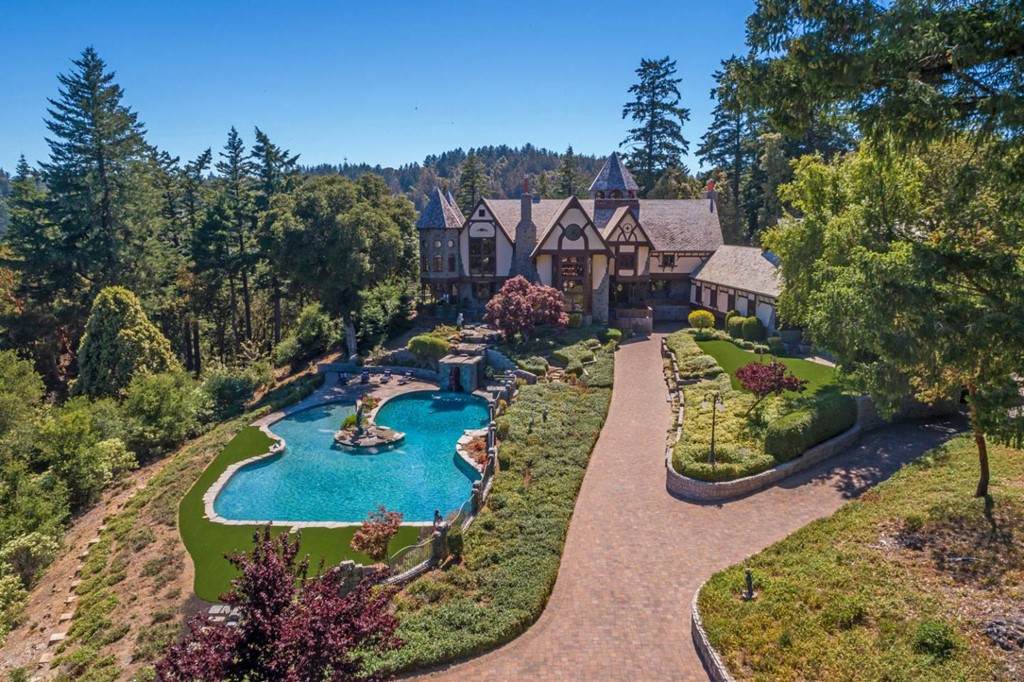 16351 Skyline Boulevard - Photo 1