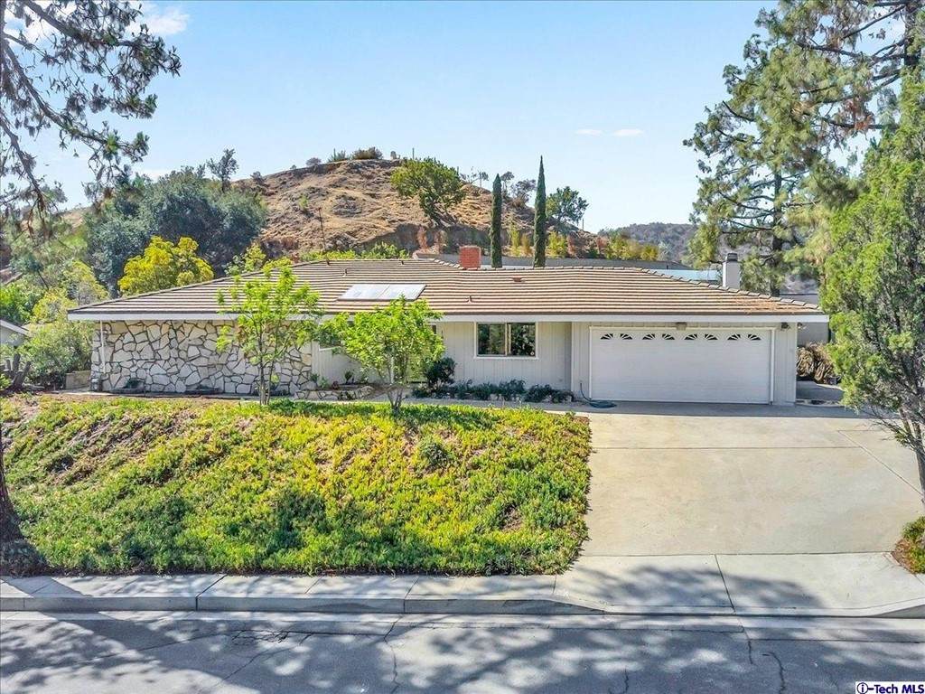1459 Thurlene Road - Photo 1