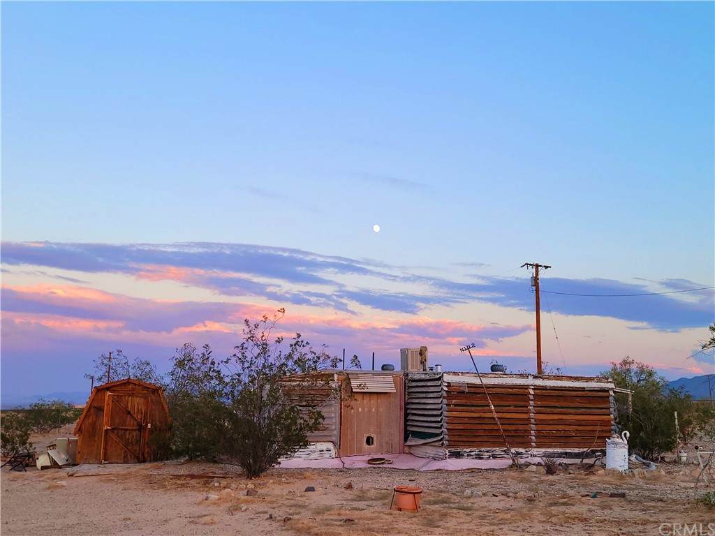 80020 Government Road - Photo 1