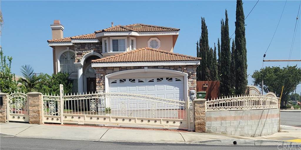 2000 Falling Leaf Avenue - Photo 1