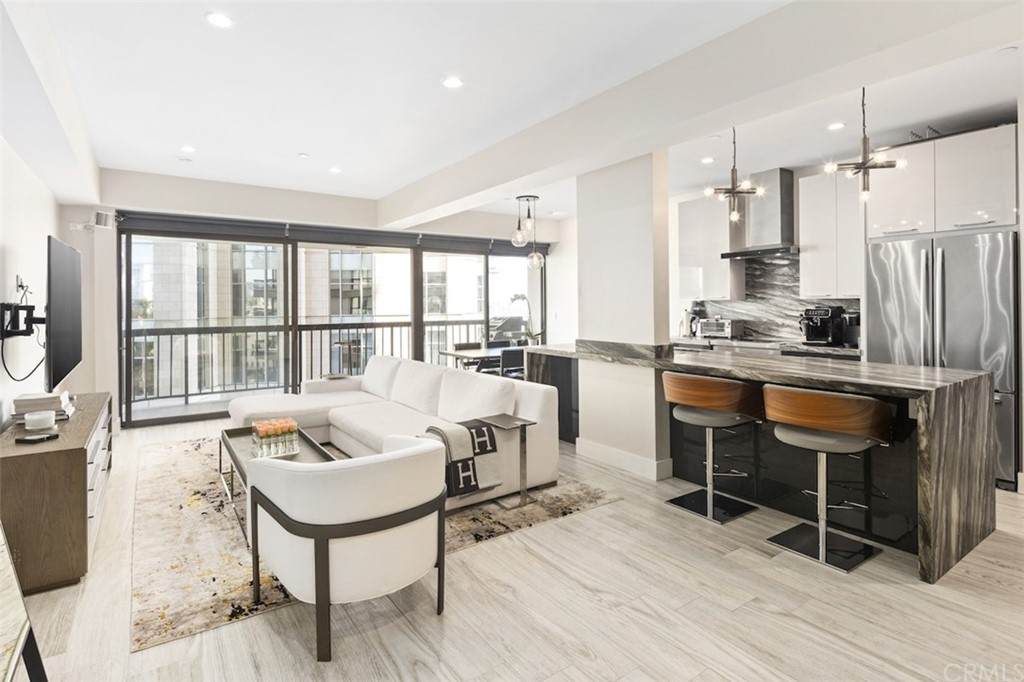 10790 Wilshire Boulevard - Photo 1