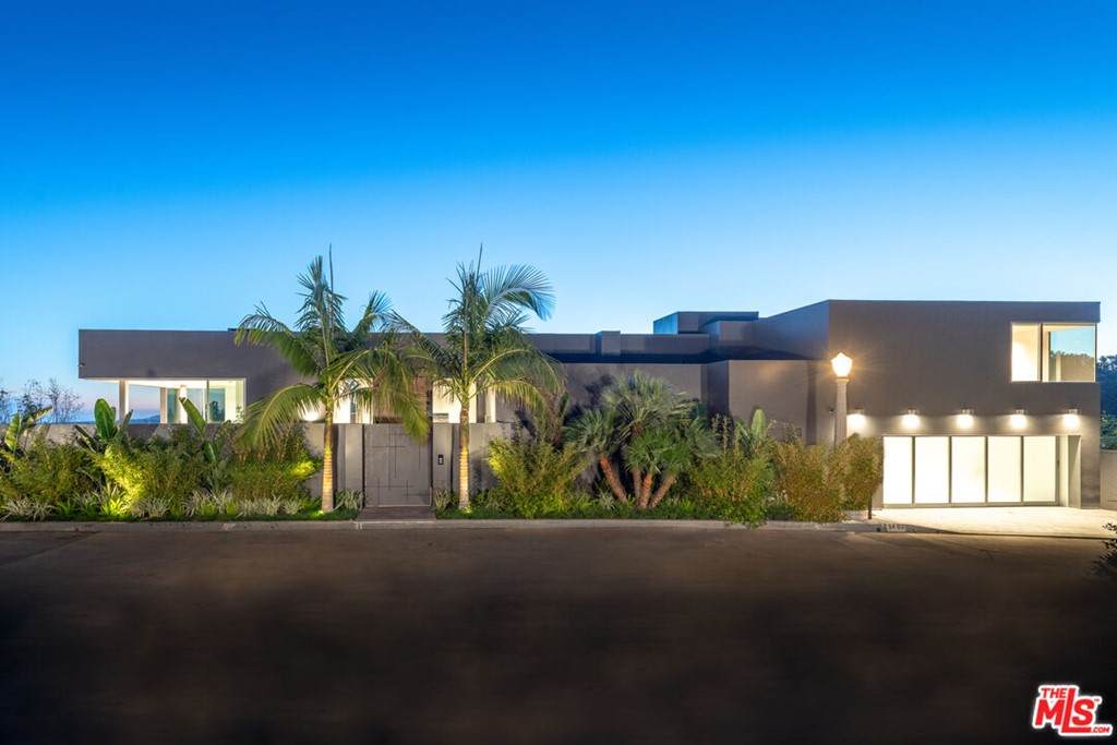 9400 Readcrest Drive - Photo 1