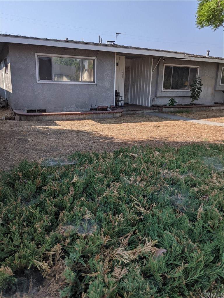 1758 Russell Place - Photo 1