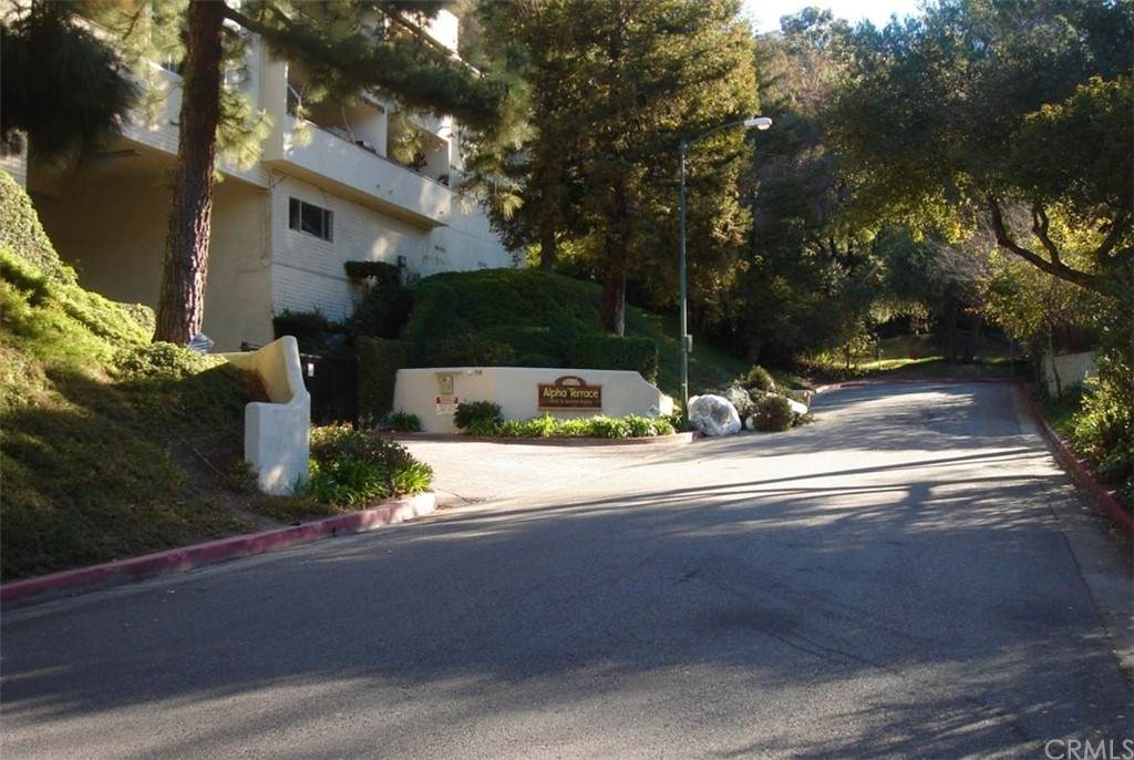 1935 Alpha Road - Photo 1