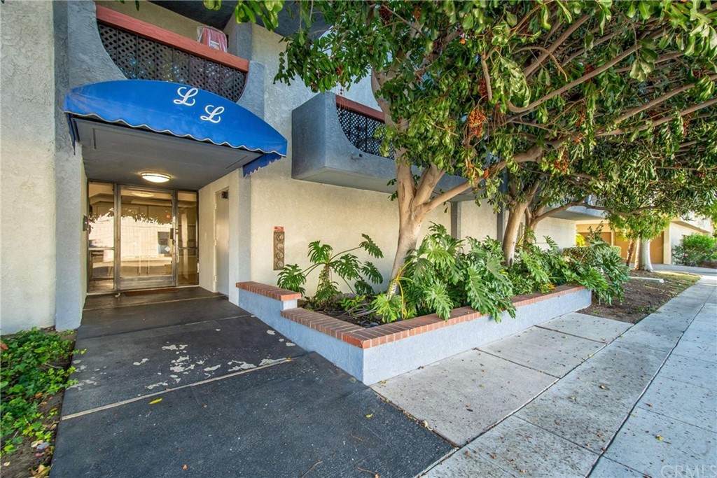 3600 4th Street - Photo 1