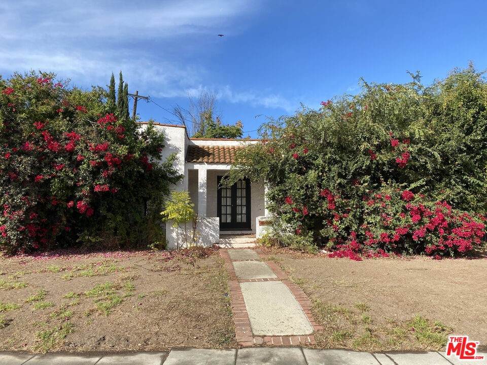 10507 Bradbury Road - Photo 1