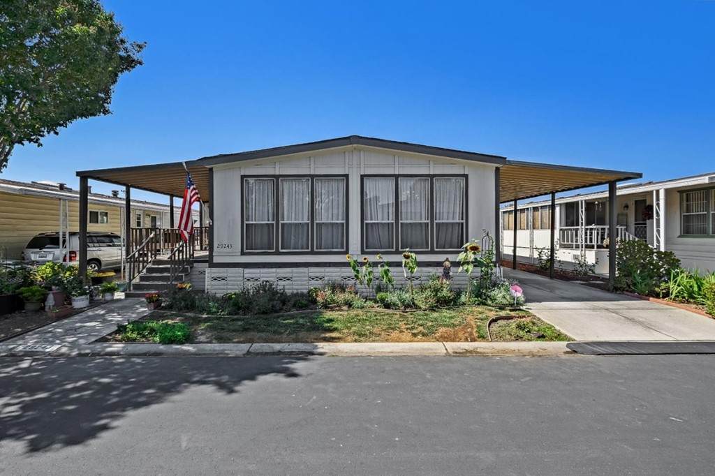 29243 Whalebone Way - Photo 1