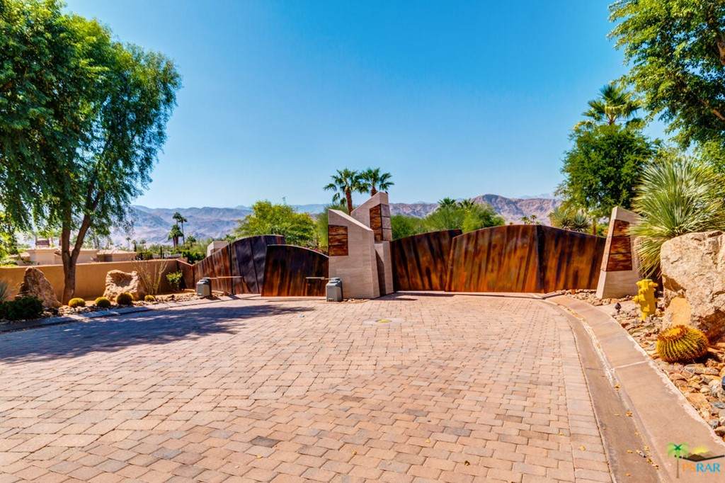 1 Coronado Court - Photo 1