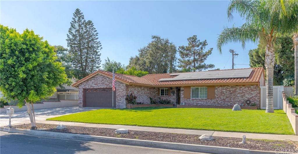 19692 Rowan Avenue - Photo 1
