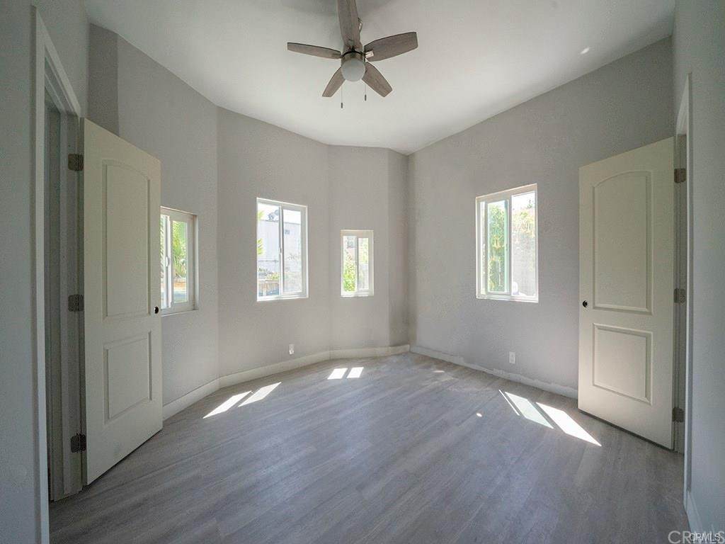 2013 Arlington Avenue - Photo 1