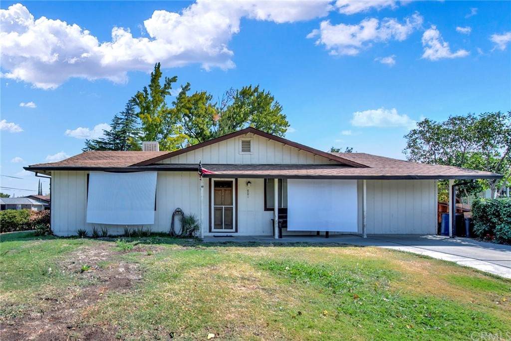 901 Benson - Photo 1
