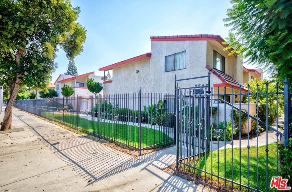 9545 Woodman Avenue - Photo 1