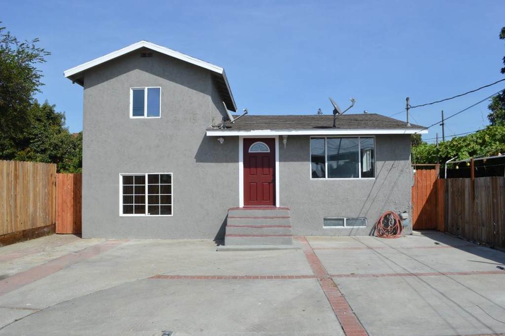11010 Apricot Street - Photo 1