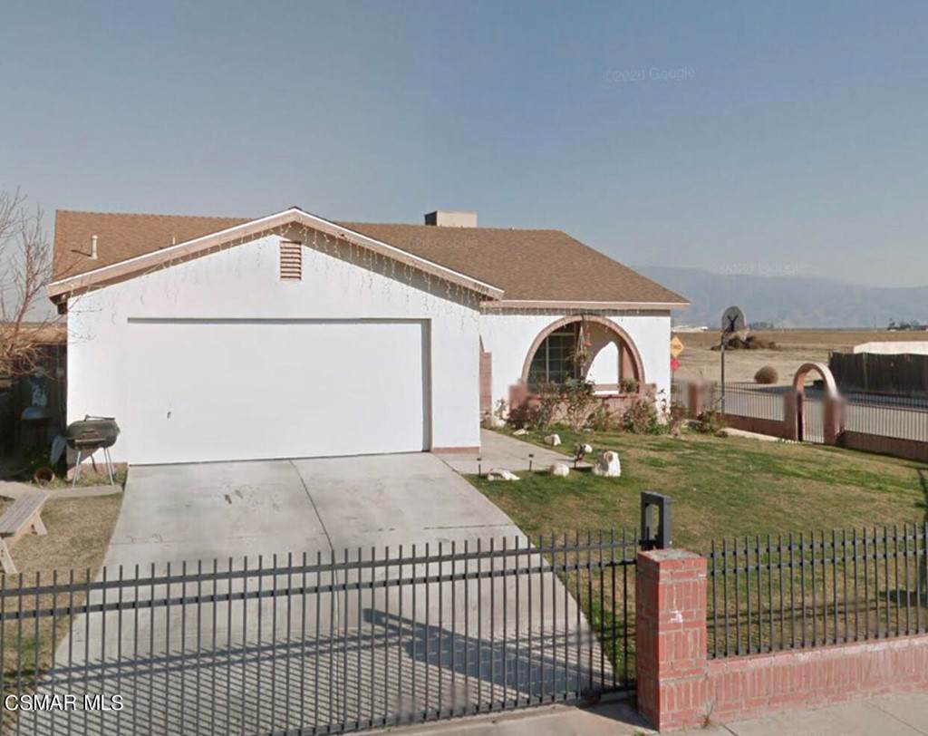 9909 Lenore Street - Photo 1