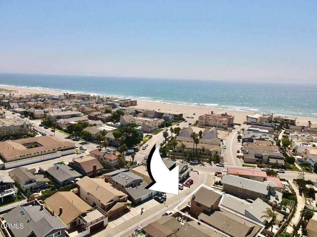 5151 Sealane Way - Photo 1