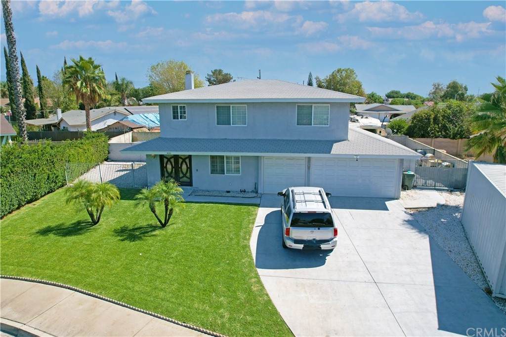 831 Teakwood Avenue - Photo 1