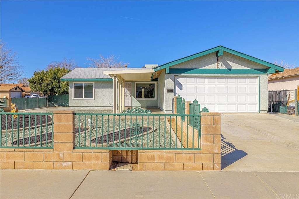 42901 36th Street - Photo 1