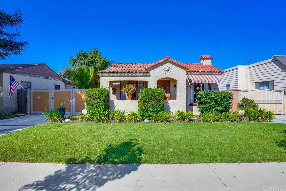 3735 Orange Avenue - Photo 1