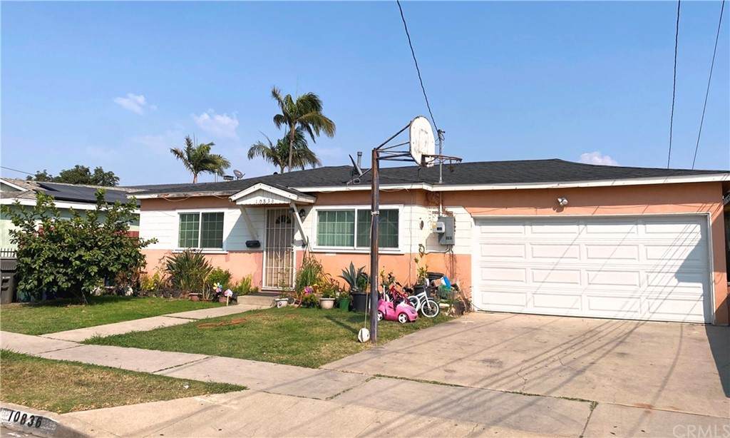 10832 Mansel Avenue - Photo 1