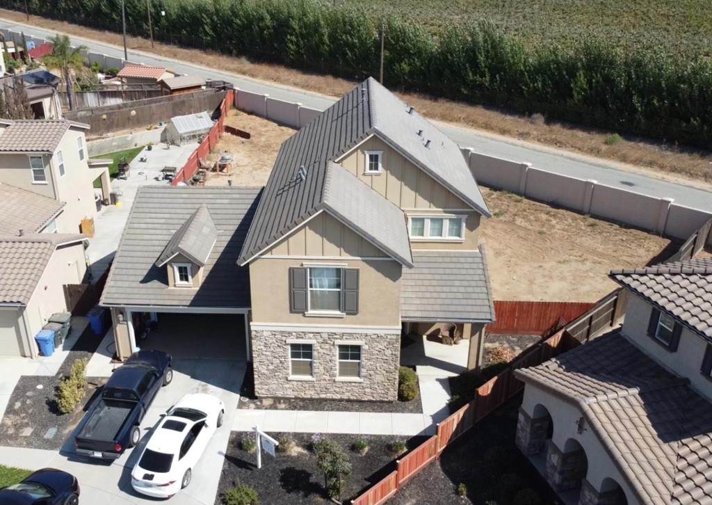 1173 San Gabriel - Photo 1
