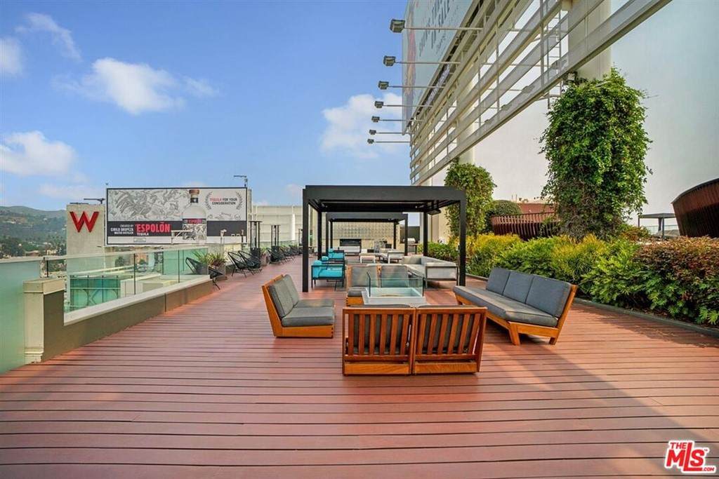 6250 Hollywood Boulevard - Photo 1