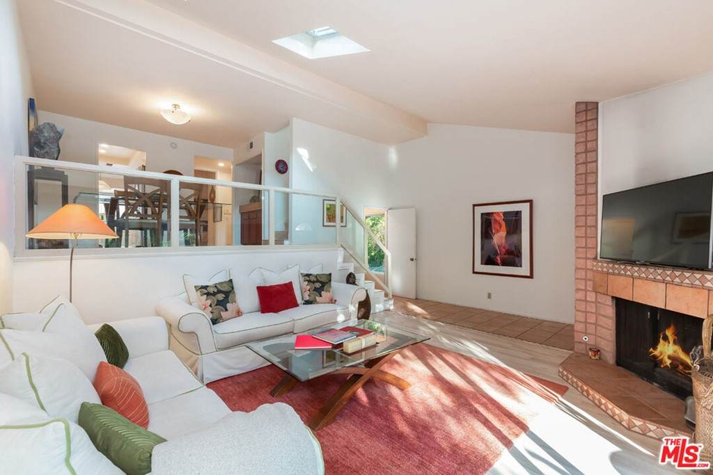1267 Palisades Drive - Photo 1