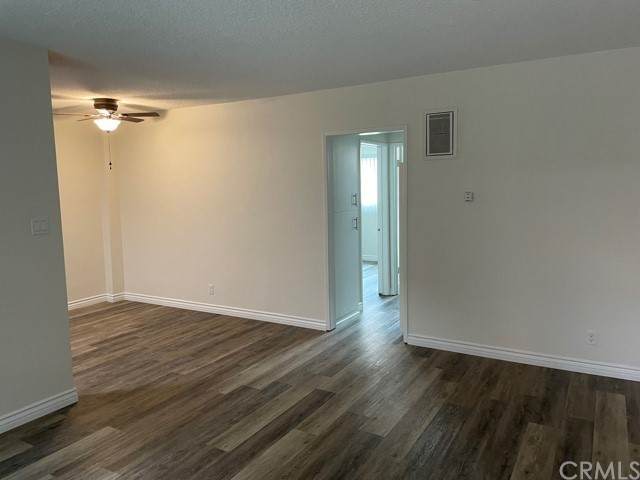 13343 Victory Boulevard - Photo 1