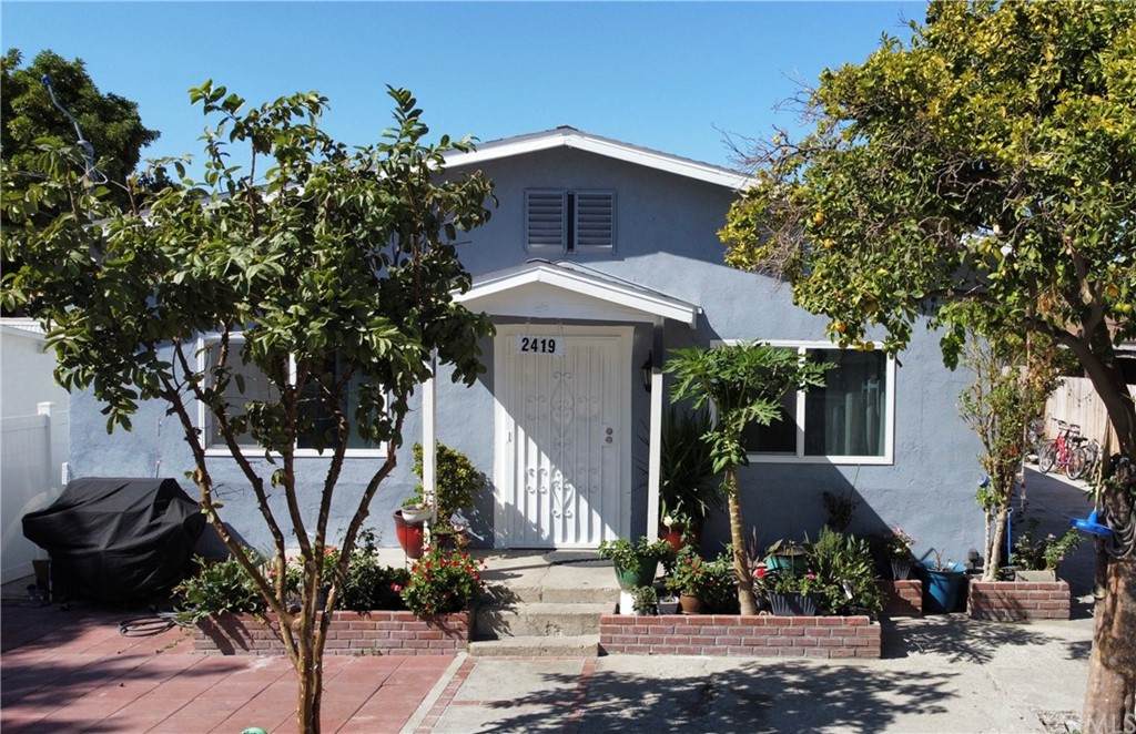 2419 Oris Street - Photo 1