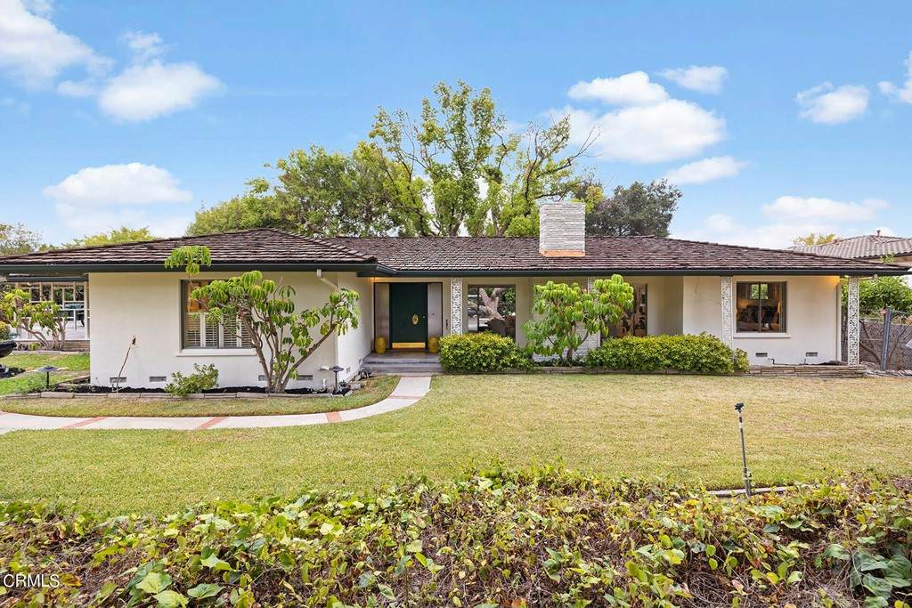 1068 San Gabriel Boulevard - Photo 1