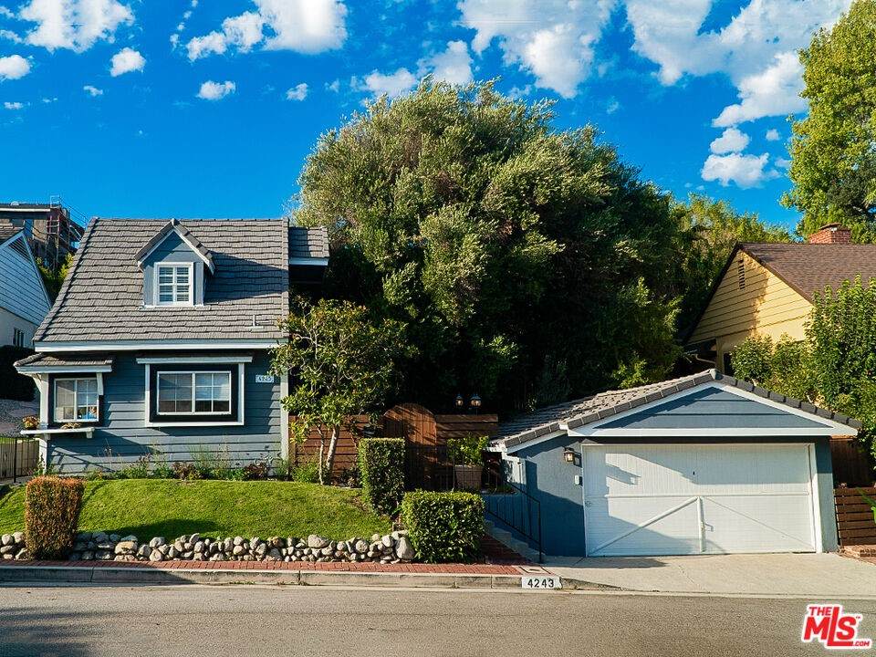 4243 Don Luis Drive - Photo 1