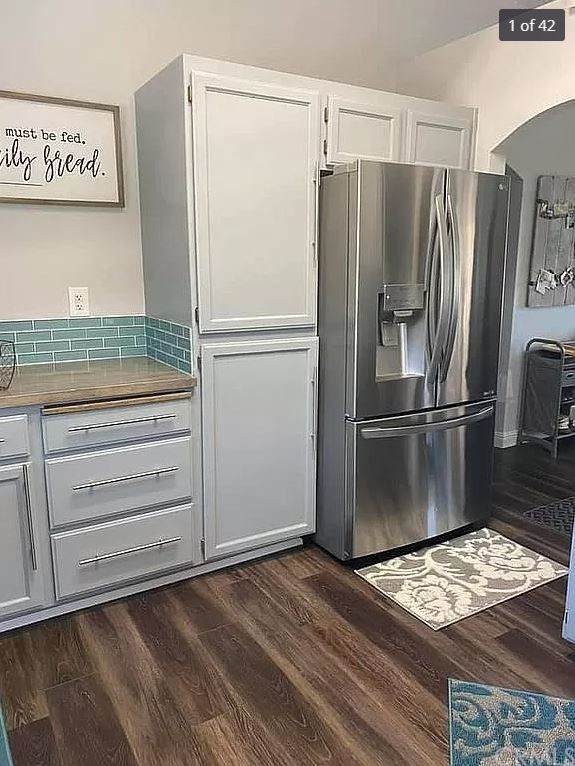 840 Jefferson Court - Photo 1
