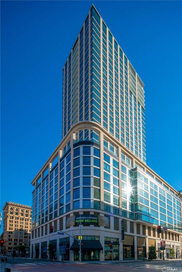 400 Broadway - Photo 1