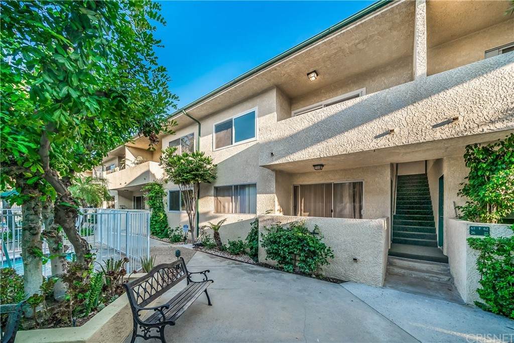 5328 Newcastle Avenue - Photo 1