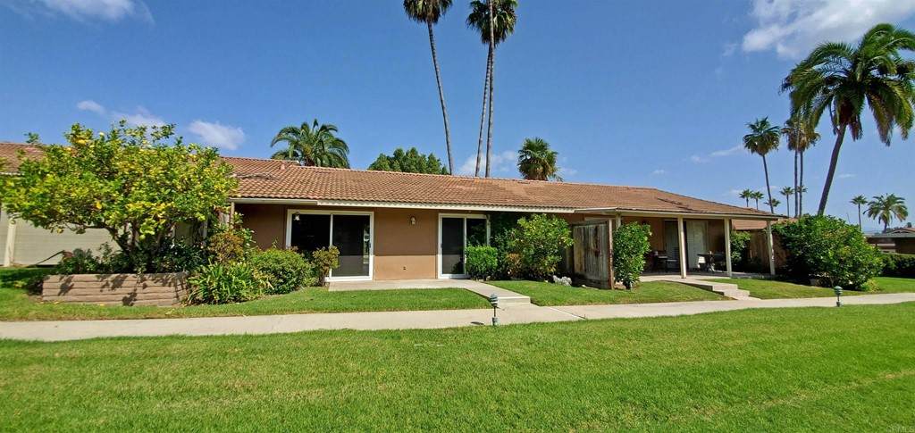 1563 La Fiesta Drive - Photo 1