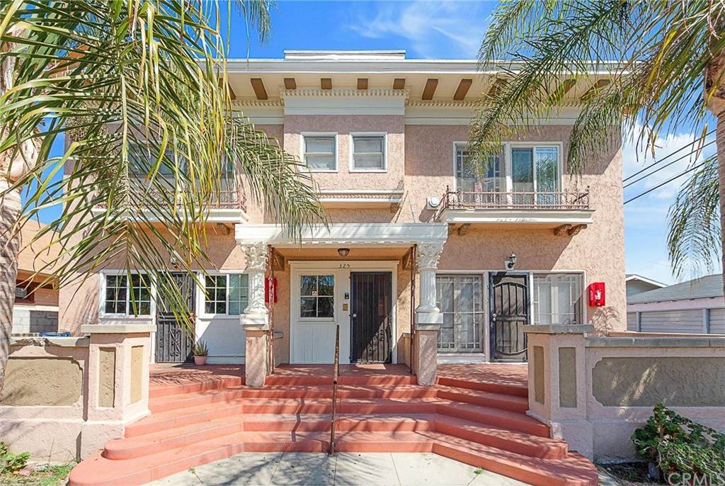 325 10th Street - Photo 1
