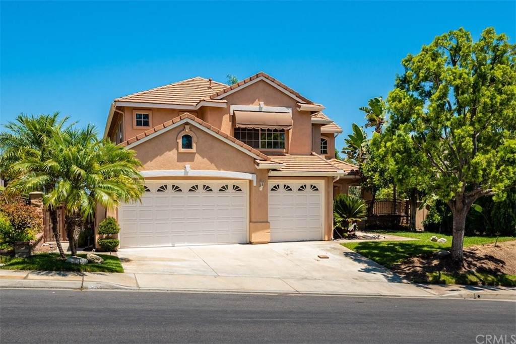 541 Saint Andrews Avenue - Photo 1