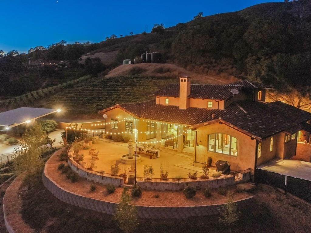2900 Soma Way - Photo 1