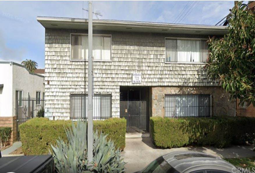 723 6th Street - Photo 1