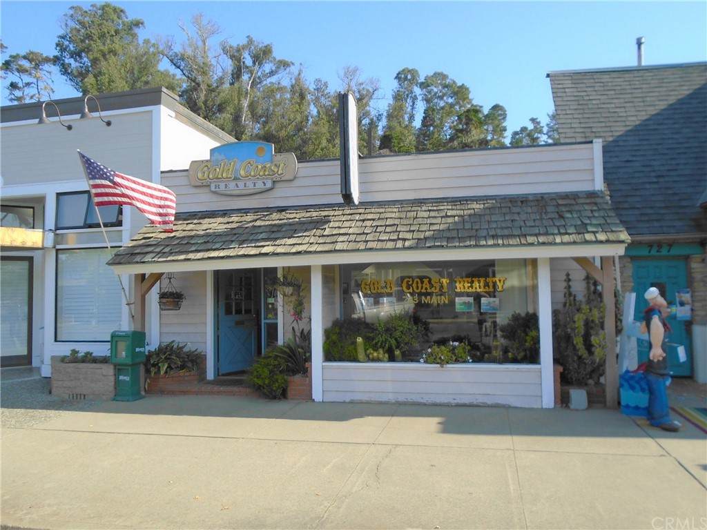 723 Main Street - Photo 1