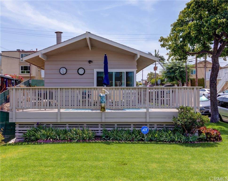 600 Iris Avenue - Photo 1