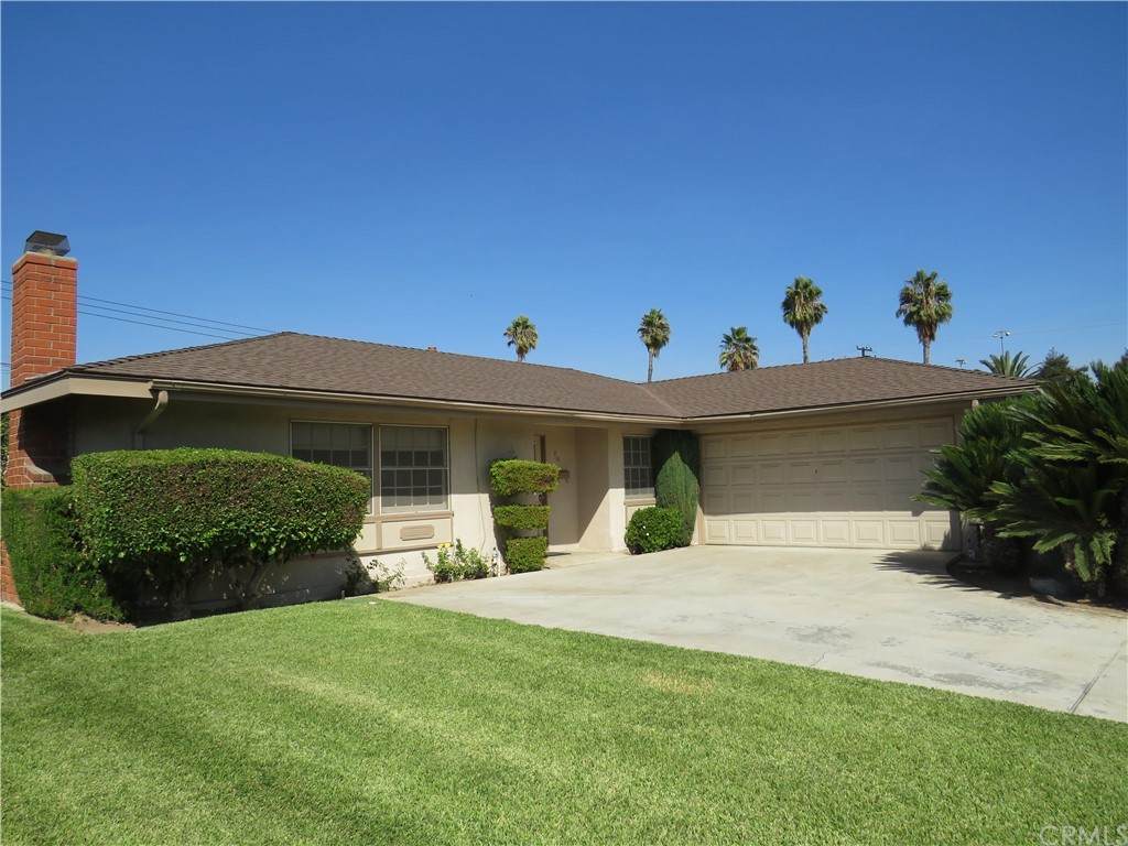 913 Benbow Street - Photo 1