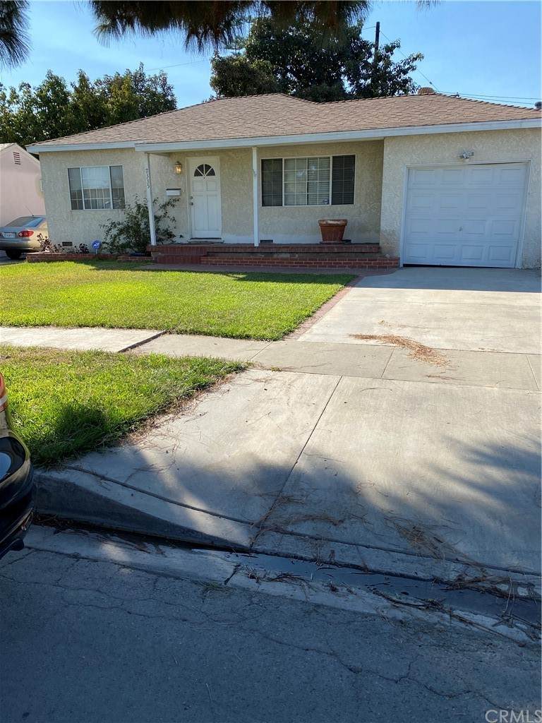 7335 Bennington Avenue - Photo 1
