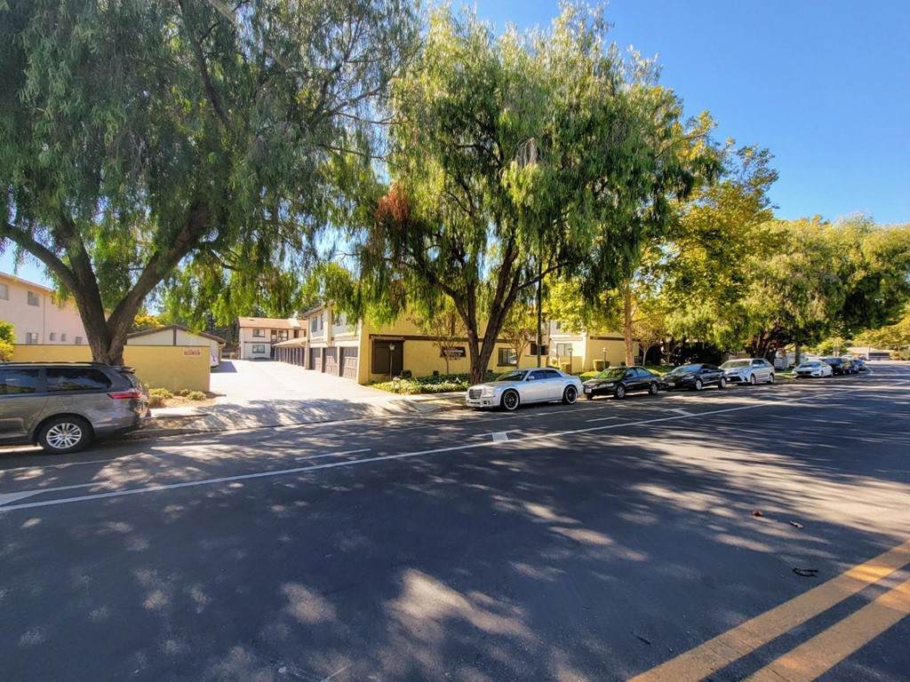 1139 Bird Avenue - Photo 1